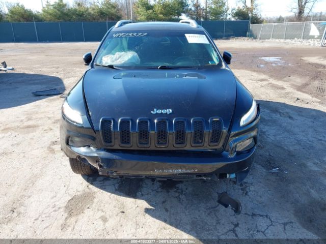 1C4PJLCB5GW107918 Jeep Cherokee Latitude