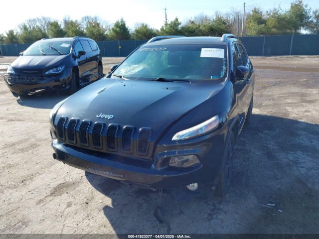1C4PJLCB5GW107918 Jeep Cherokee Latitude