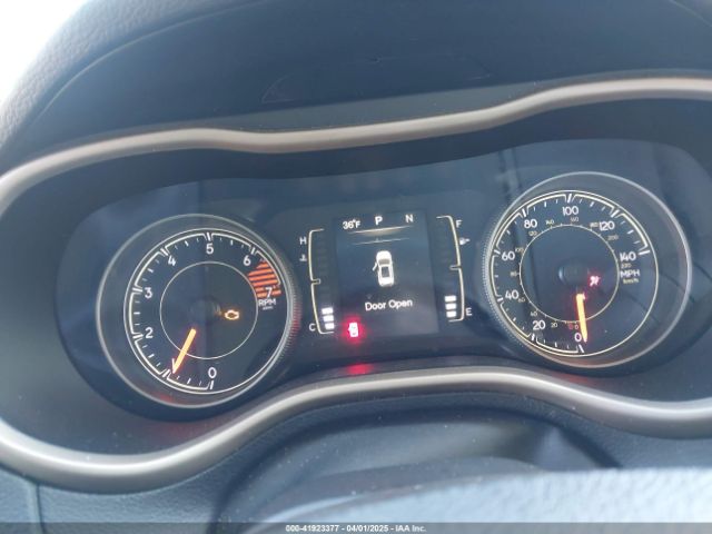 1C4PJLCB5GW107918 Jeep Cherokee Latitude