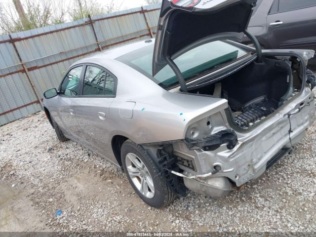 2C3CDXBGXFH856726 Dodge Charger Se