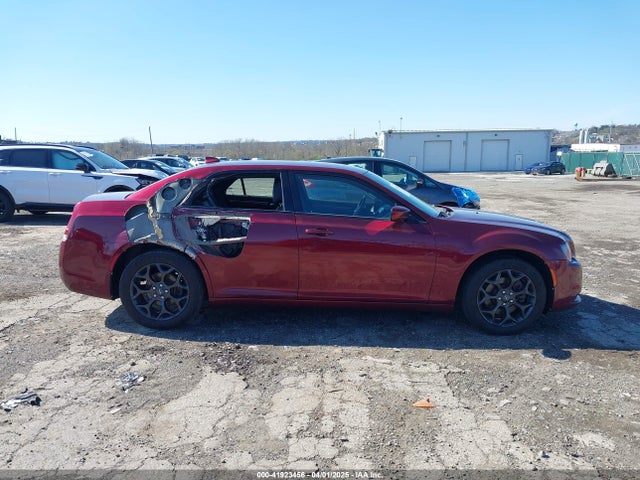 2C3CCAGG0KH586117 Chrysler 300 300s Awd