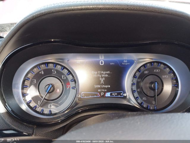 2019 CHRYSLER 300 2C3CCAGG0KH586117 Photo 6