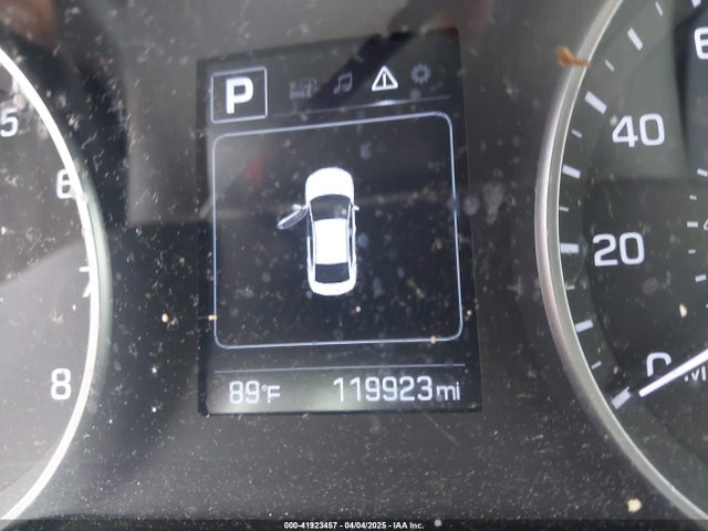 5NPD84LF9JH364777 Hyundai ELANTRA SEL
