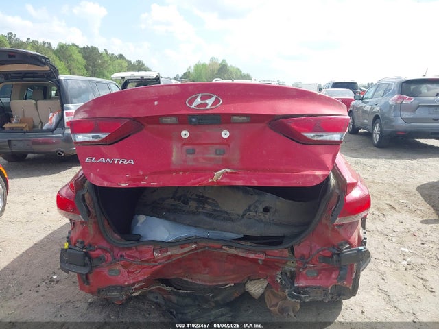 5NPD84LF9JH364777 Hyundai ELANTRA SEL