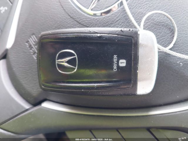 19UDE2F82GA015617 Acura Ilx Premium   A-spec Packages/technology Plus   A-spec Packages
