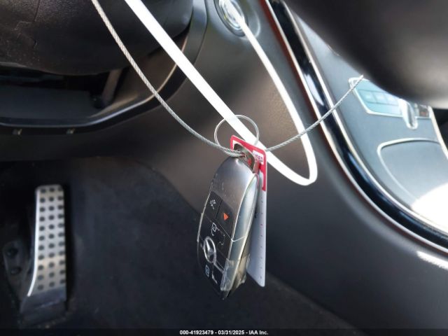 WDDWK8DB9KF773831 Mercedes-Benz C 300