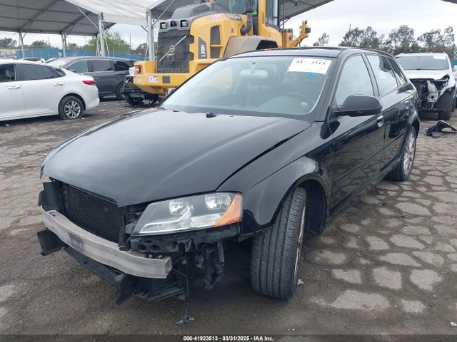 2012 AUDI A3 WAUBEAFM3CA051157 Photo 1