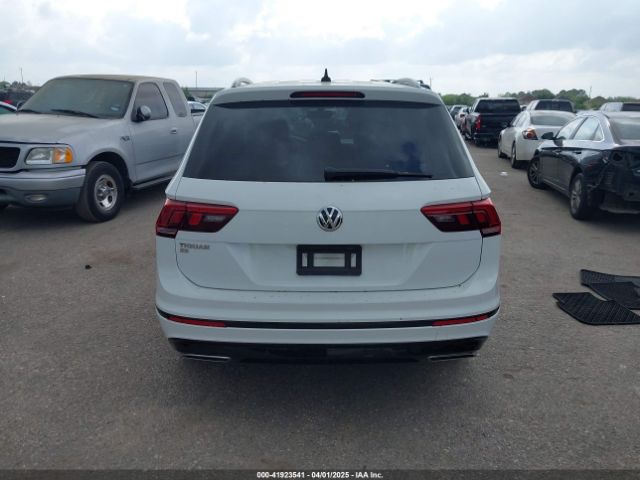 3VV3B7AX0LM061878 Volkswagen Tiguan 2.0t Se/2.0t Se R-line Black/2.0t Sel