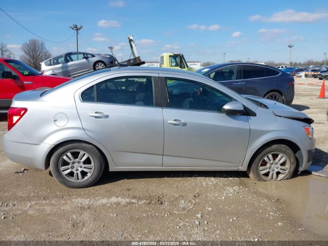 1G1JC5SH4E4152805 Chevrolet Sonic Lt Auto