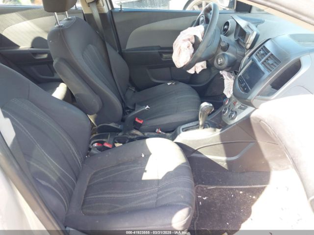 1G1JC5SH4E4152805 Chevrolet Sonic Lt Auto