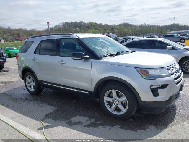 1FM5K7D86JGC27318 Ford EXPLORER XLT