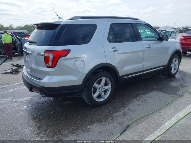 1FM5K7D86JGC27318 Ford EXPLORER XLT
