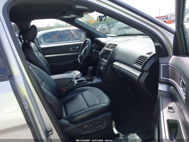 1FM5K7D86JGC27318 Ford EXPLORER XLT
