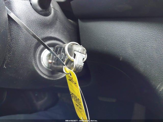 5NMS2CAD0KH117201 Hyundai Santa Fe Se