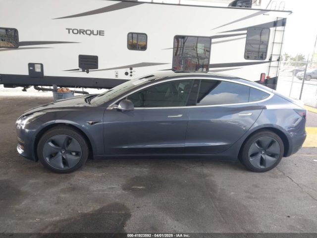 5YJ3E1EA8LF743405 Tesla Model 3 Standard Range Plus Rear-wheel Drive/standard Range Rear-wheel Drive