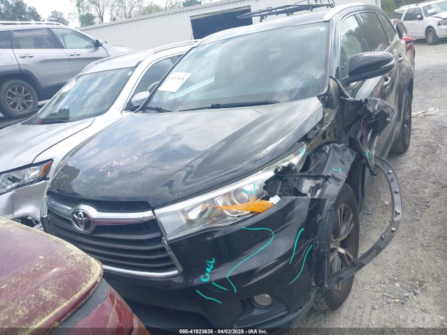 5TDKKRFH3GS503663 Toyota Highlander Xle V6