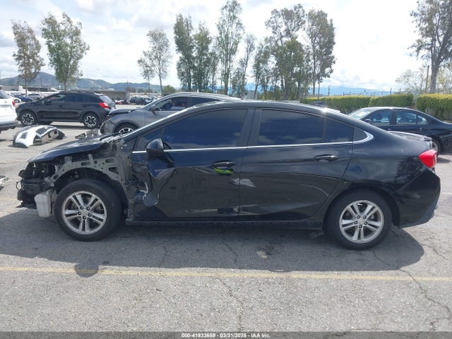 1G1BE5SM3H7152504 Chevrolet Cruze Lt Auto