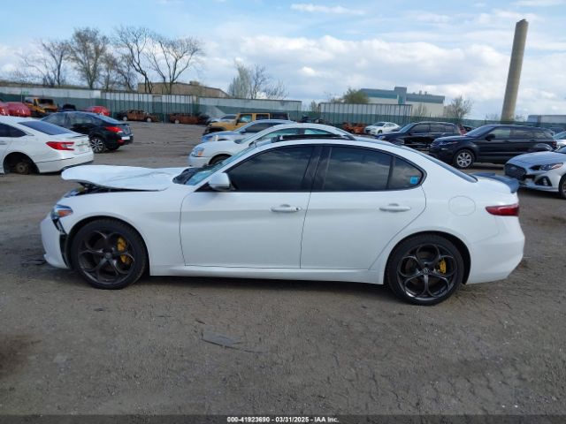 ZARFAEENXH7560223 Alfa Romeo Giulia Ti Awd