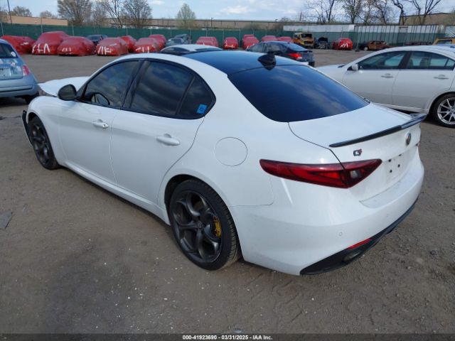 ZARFAEENXH7560223 Alfa Romeo Giulia Ti Awd
