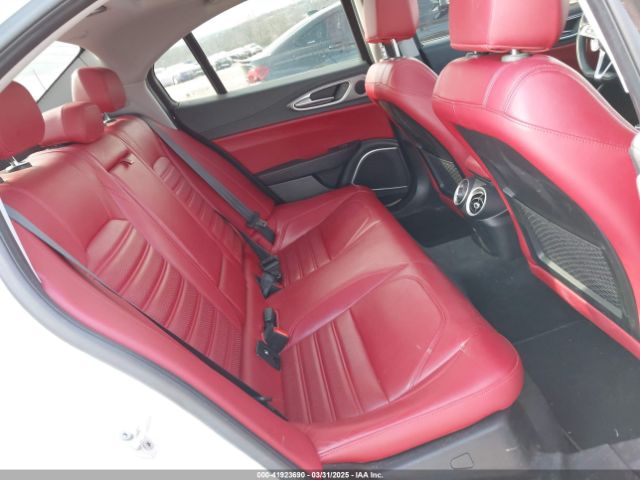 ZARFAEENXH7560223 Alfa Romeo Giulia Ti Awd
