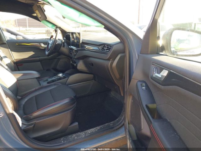 1FMCU9MN6PUB29077 Ford Escape St-line