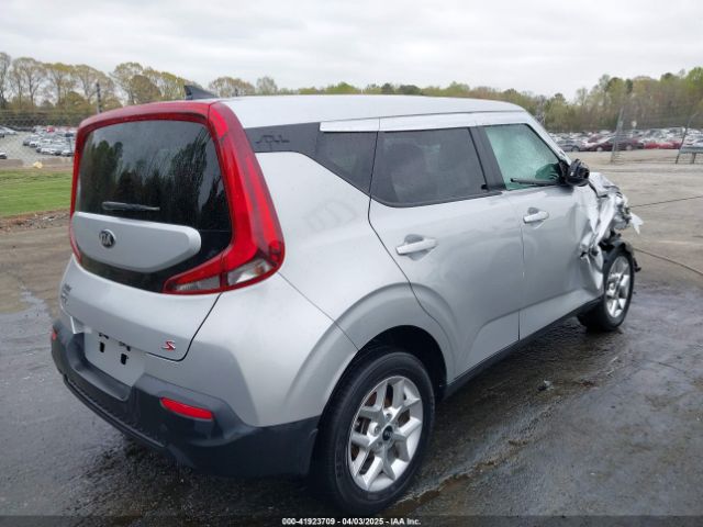KNDJ23AU1M7763711 KIA SOUL S
