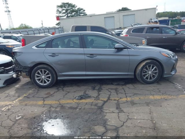 5NPE24AF7JH699173 Hyundai SONATA SE