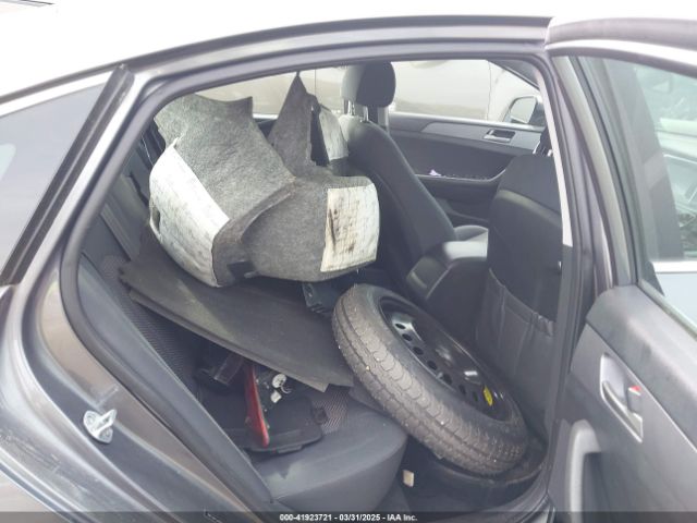 5NPE24AF7JH699173 Hyundai SONATA SE