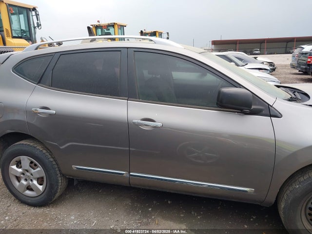 JN8AS5MT9FW651637 Nissan Rogue Select S