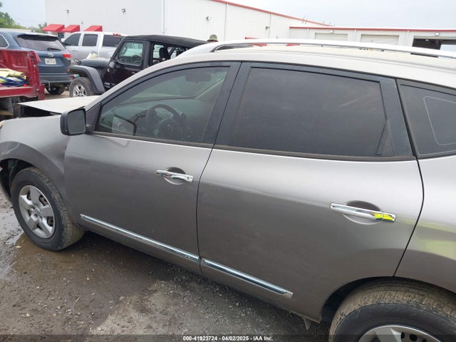 JN8AS5MT9FW651637 Nissan Rogue Select S