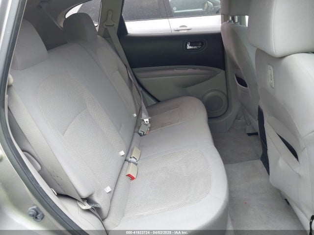 JN8AS5MT9FW651637 Nissan Rogue Select S