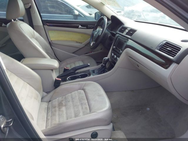 1VWCM7A33EC099421 Volkswagen Passat 3.6l V6 Sel Premium