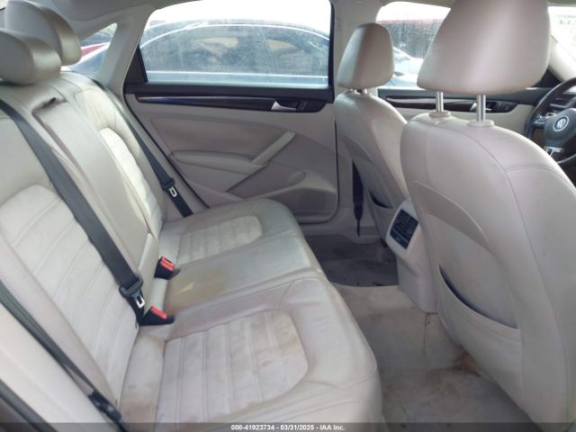 1VWCM7A33EC099421 Volkswagen Passat 3.6l V6 Sel Premium