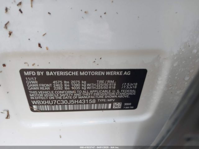 2018 BMW X1 WBXHU7C30J5H43158 Photo 8