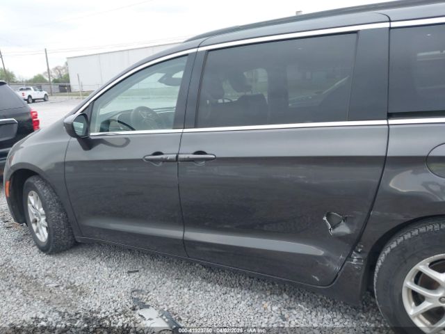 2C4RC1DG5MR511890 Chrysler Voyager Lxi