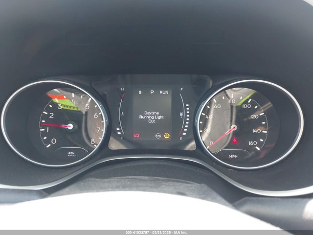 3C4NJDBB3JT316425 Jeep Compass Latitude 4x4