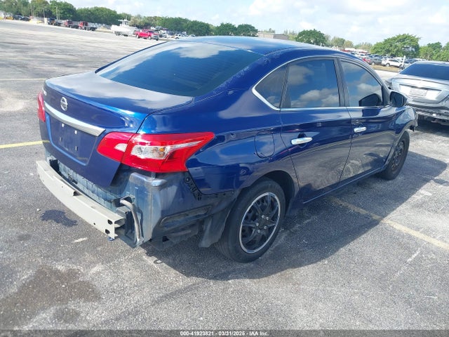 3N1AB7AP8HY218324 Nissan SENTRA S
