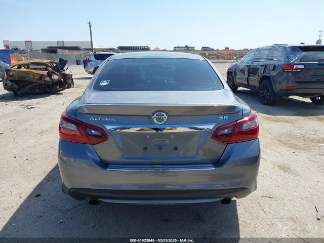 1N4AL3AP7HN344714 Nissan Altima 2.5 Sr