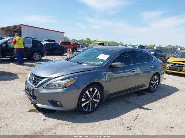 1N4AL3AP7HN344714 Nissan Altima 2.5 Sr