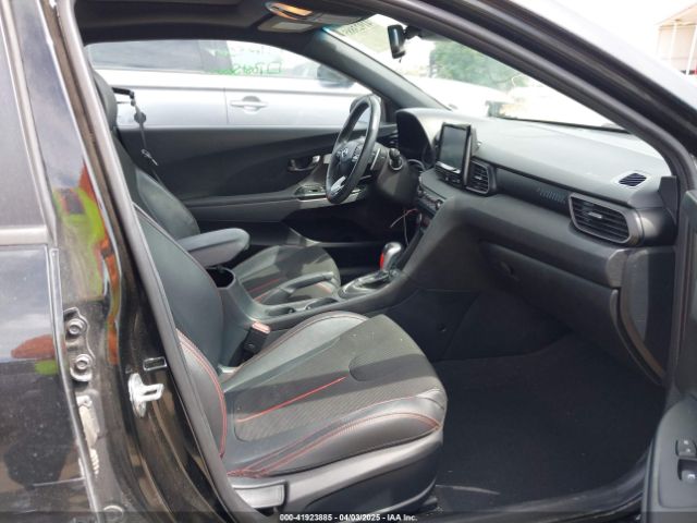 KMHTG6AF6KU007430 Hyundai Veloster 2.0 Premium