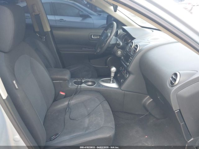 JN8AS5MV8FW254504 Nissan Rogue Select S