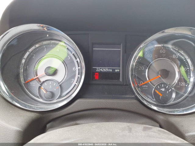 2C4RC1CG6ER338867 Chrysler Town & Country Touring-l