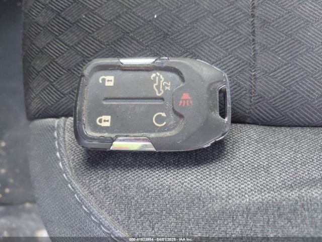 1GCUYDED5KZ218933 Chevrolet Silverado 1500 Lt