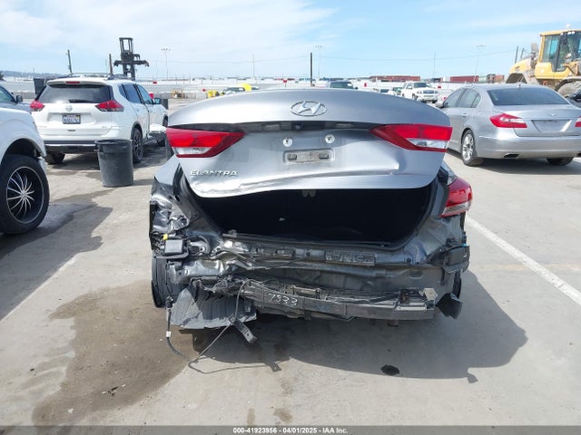 5NPD84LF4JH299000 Hyundai Elantra Value Edition