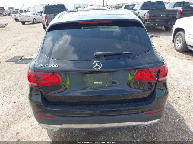 W1N0G8DB7MF978724 Mercedes-Benz Glc 300 Suv