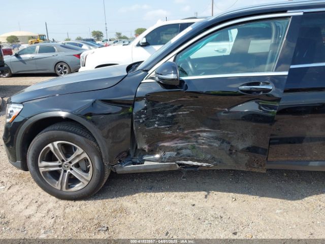 W1N0G8DB7MF978724 Mercedes-Benz Glc 300 Suv