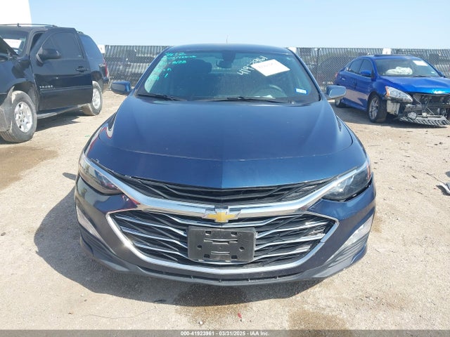 1G1ZD5ST0MF024116 Chevrolet Malibu Fwd Lt