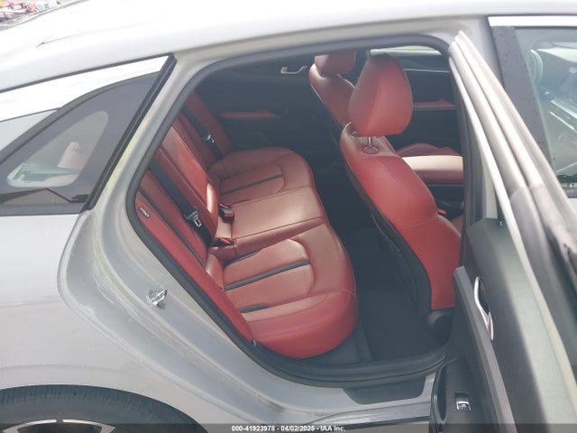 5XXG64J24PG194562 KIA K5 Gt-line