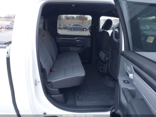 1C6SRFFT7NN255569 RAM 1500 Big Horn  4x4 5'7 Box