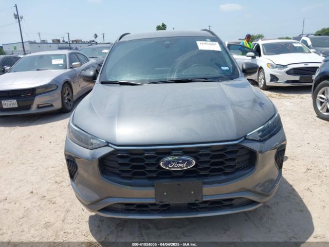 1FMCU0MN5PUB20415 Ford Escape St-line